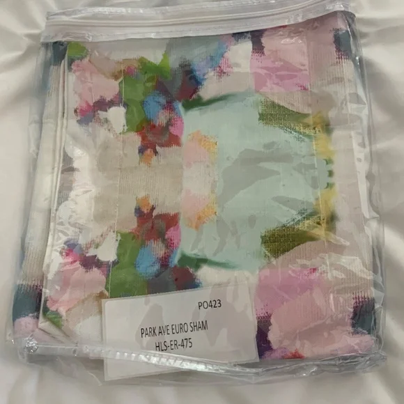 NWT LAURA PARK EURO SHAM PARK AVENUE - Picture 2 of 7